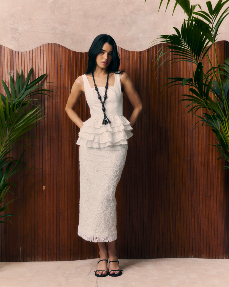 Daiquiri Embroidery White Top