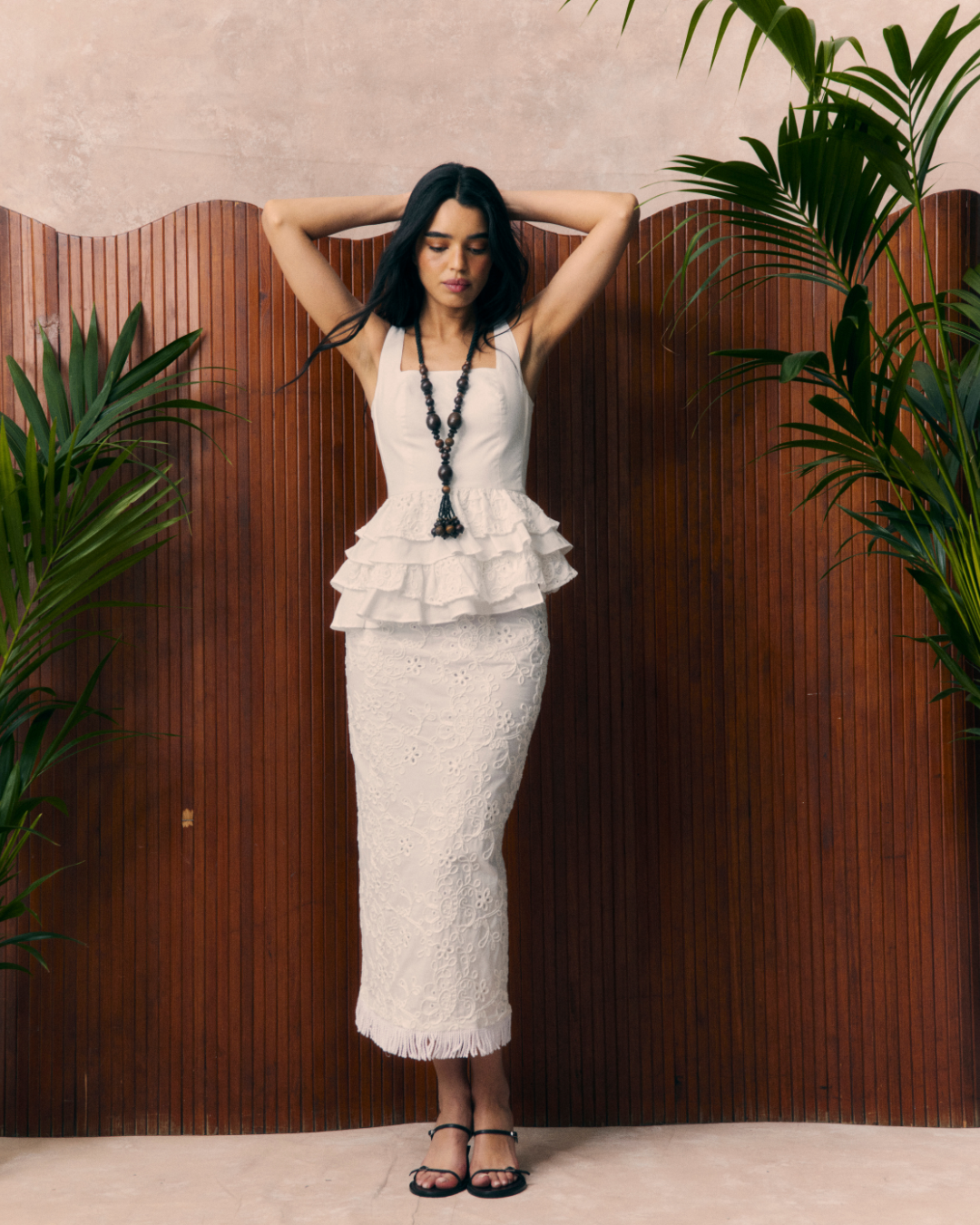 Santa Mónica Embroidery White Skirt