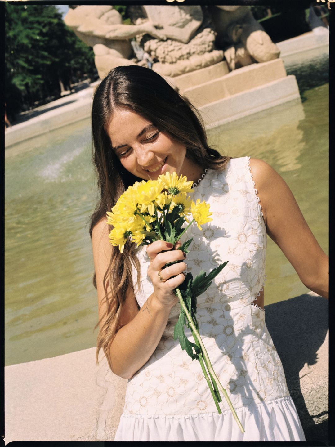 Vestido Alex white embroidery