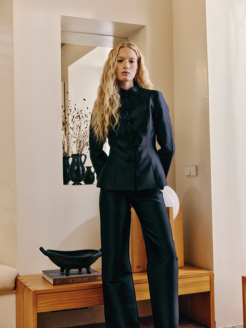 Shanghai Black Jacket